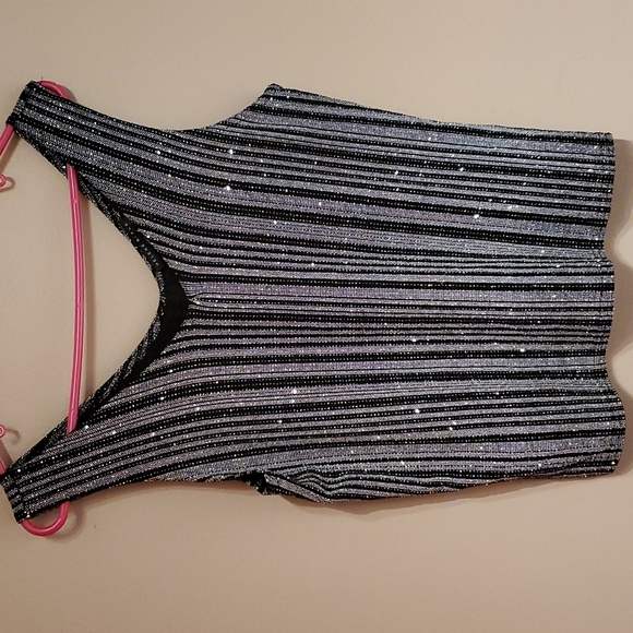 Helene Blake metallic 2 piece top set - Picture 5 of 7